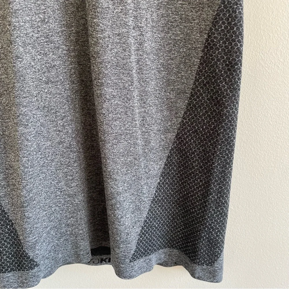 Puma Men's evoKNIT Short Sleeve Performance Tee Size XL Dark Gray